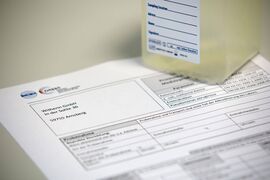 Probenbehälter und Prüfantrag für Hausinstallation