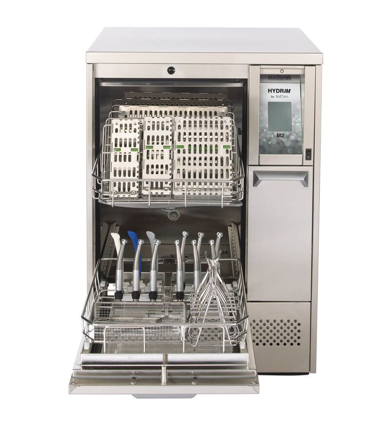 Reinigungs- und Desinfektionsgerät (RDG) mit Aufnahmen für Hand- und Winkelstücken